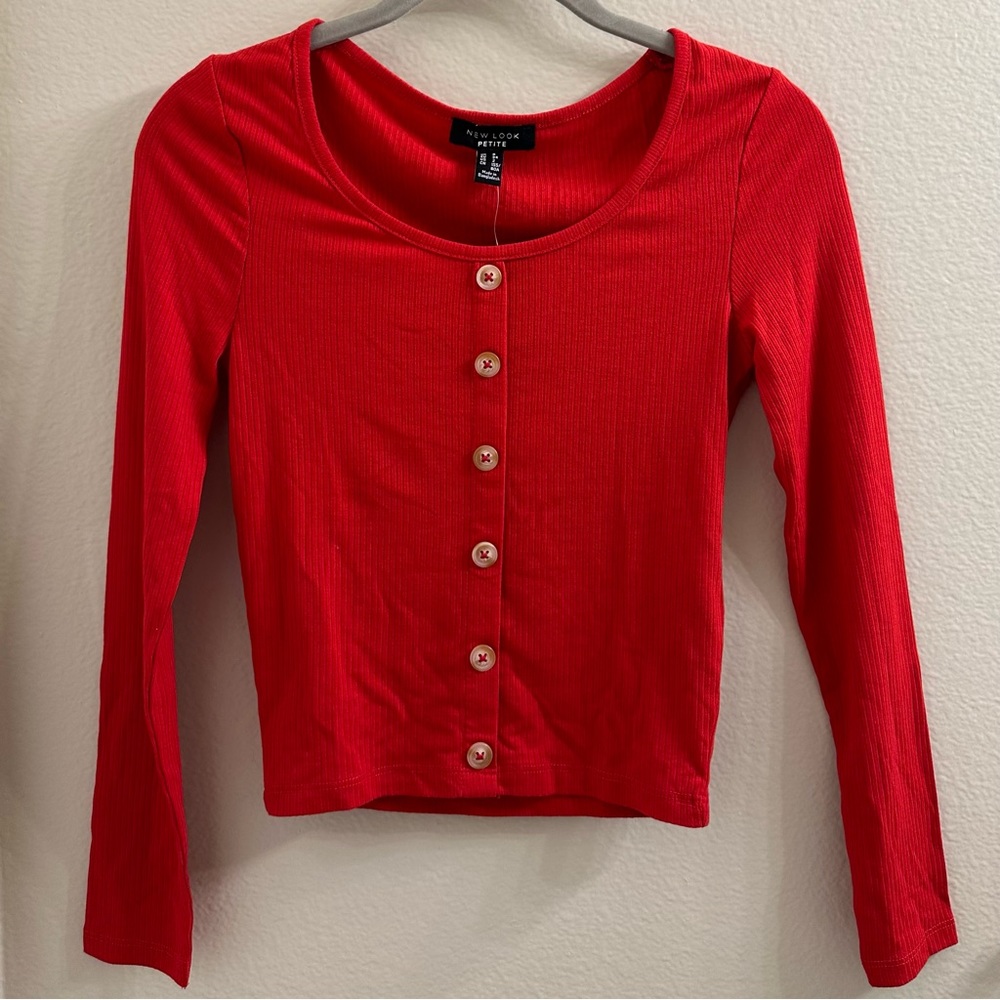 NWT New Look Red Sweater Top Lightweight Long Sleeve Ribbed Buttons US Size 2